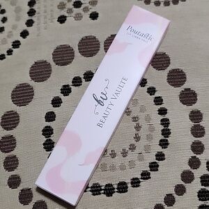 BEAUTY VAULTE Poutastic Lip Liner Trio: Brown, Beige And Pink 1.0g×3